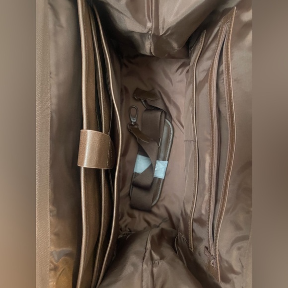 Maple Mini Weekender Convertible *Brand New* - Picture 3 of 6